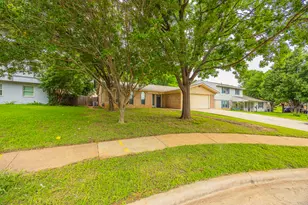 1624 Summer Pl Cir, Irving, TX 75062 - Photo 29