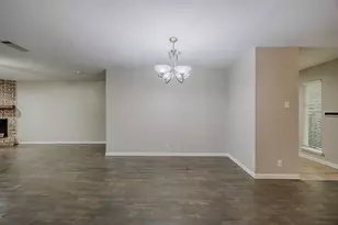 1624 Summer Pl Cir, Irving, TX 75062 - Photo 11