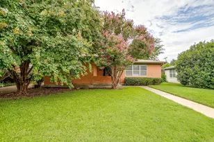 3704 Jeanette Dr, Fort Worth, TX 76109 - Photo 3