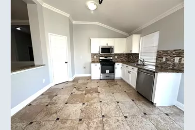 813 Essex Drive, McKinney, TX 75071 - Photo 5
