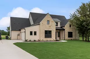 209 Wave Runner Ct, Corsicana, TX 75109 - Photo 1