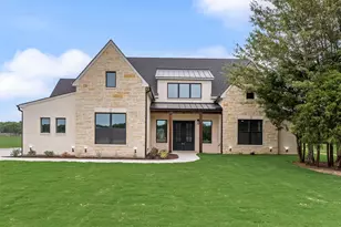 209 Wave Runner Ct, Corsicana, TX 75109 - Photo 1
