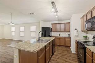 2118 Meadow Park Dr, Princeton, TX 75407 - Photo 3