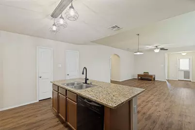 2118 Meadow Park Drive, Princeton, TX 75407 - Photo 7
