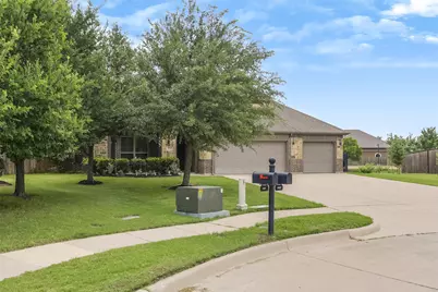 2701 Elmwood Drive, Burleson, TX 76028 - Photo 33