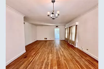 932 W Live Oak Street, Jacksboro, TX 76458 - Photo 11