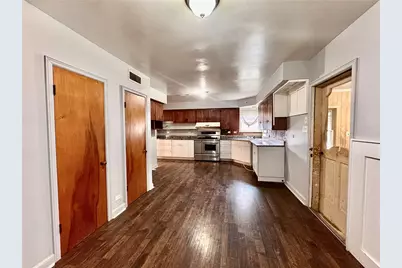 932 W Live Oak Street, Jacksboro, TX 76458 - Photo 7