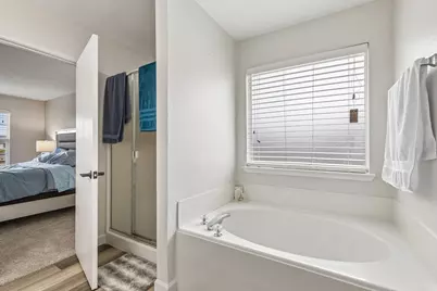 7013 Lindentree Lane, Fort Worth, TX 76137 - Photo 19