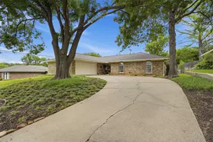 6759 Wilton Dr, Fort Worth, TX 76133 - Photo 37