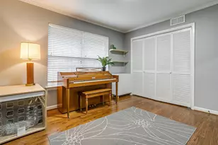 10008 San Lorenzo Dr, Dallas, TX 75228 - Photo 17