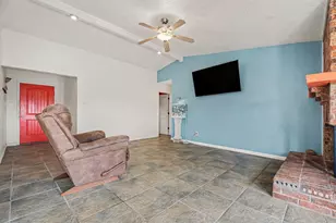 5300 Princess Ct, Lake Dallas, TX 75065 - Photo 19