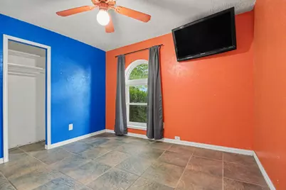 5300 Princess Court, Lake Dallas, TX 75065 - Photo 11