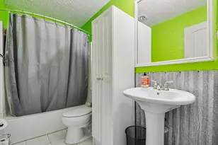5300 Princess Ct, Lake Dallas, TX 75065 - Photo 21