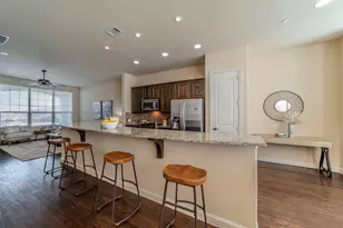 672 Arbol, Irving, TX 75039 - Photo 9