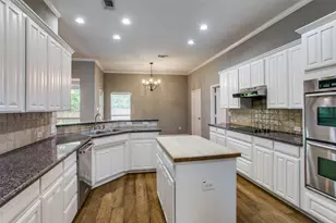 7120 Axis Ct, Fort Worth, TX 76132 - Photo 11