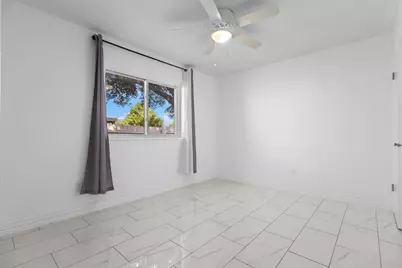 806 Longbeach Drive, Garland, TX 75043 - Photo 11
