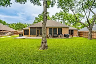 8928 Green Leaves Dr, Granbury, TX 76049 - Photo 37