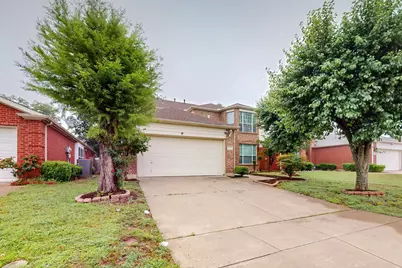 8413 Vicksburg Lane, Fort Worth, TX 76123 - Photo 3