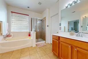 5848 Somerton Dr, Grand Prairie, TX 75052 - Photo 17