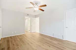 16301 Ledgemont Ln, Addison, TX 75001 - Photo 13