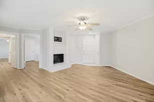 16301 Ledgemont Ln, Addison, TX 75001 - Photo 5