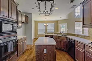 1211 Limestone Creek Dr, Keller, TX 76248 - Photo 11