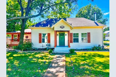 182 Douglas Street, Van Alstyne, TX 75495 - Photo 1