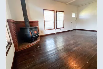 182 Douglas Street, Van Alstyne, TX 75495 - Photo 5