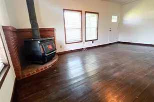 182 Douglas St, Van Alstyne, TX 75495 - Photo 5