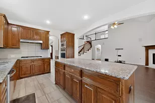 908 Heath Creek Dr, DeSoto, TX 75115 - Photo 11