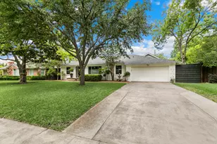 9907 Donegal Dr, Dallas, TX 75218 - Photo 3