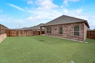 11221 Summer Rain Blvd, Aubrey, TX 76227 - Photo 37