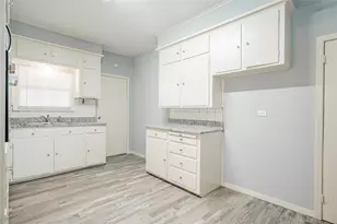 233 E James St, Wills Point, TX 75169 - Photo 13