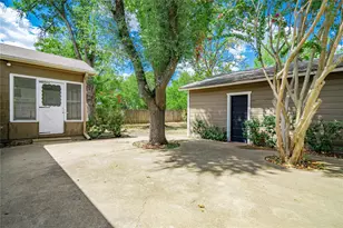 233 E James St, Wills Point, TX 75169 - Photo 27