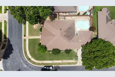 1925 Glenbrook Court, Bedford, TX 76021 - Photo 37