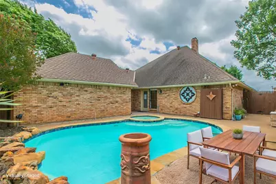 1925 Glenbrook Court, Bedford, TX 76021 - Photo 33