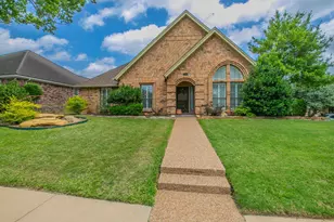 1925 Glenbrook Ct, Bedford, TX 76021 - Photo 1