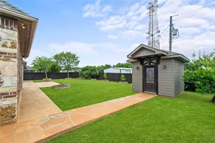 1206 Genesis Dr, Mansfield, TX 76063 - Photo 39