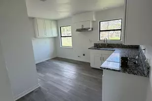 1709 Dorothy Dr, Grand Prairie, TX 75051 - Photo 17
