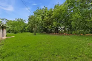 1701 Aster St, Gainesville, TX 76240 - Photo 23