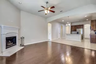 2712 Cole Castle Dr, Lewisville, TX 75056 - Photo 7