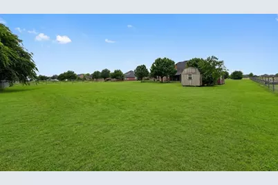1916 Buckskin Road, Crowley, TX 76036 - Photo 23