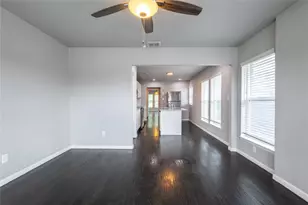 3009 Hemphill St, Fort Worth, TX 76110 - Photo 3
