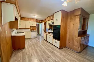 800 Carver St, Whitesboro, TX 76273 - Photo 13