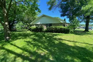 800 Carver St, Whitesboro, TX 76273 - Photo 3