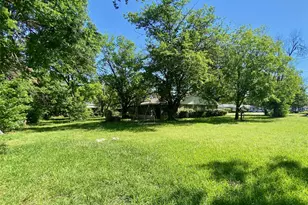 800 Carver St, Whitesboro, TX 76273 - Photo 7