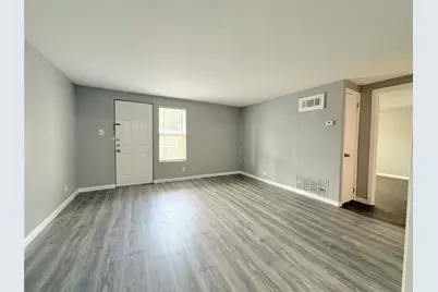 601 Francine Drive #B, Irving, TX 75060 - Photo 3
