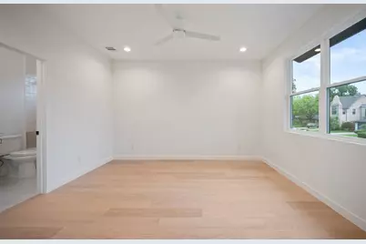 8847 Larchwood Drive, Dallas, TX 75238 - Photo 33