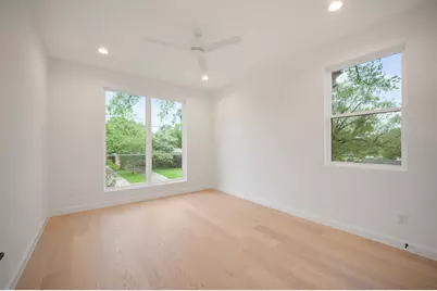 8847 Larchwood Drive, Dallas, TX 75238 - Photo 35