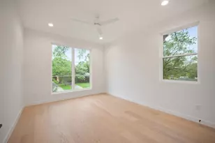 8847 Larchwood Dr, Dallas, TX 75238 - Photo 35